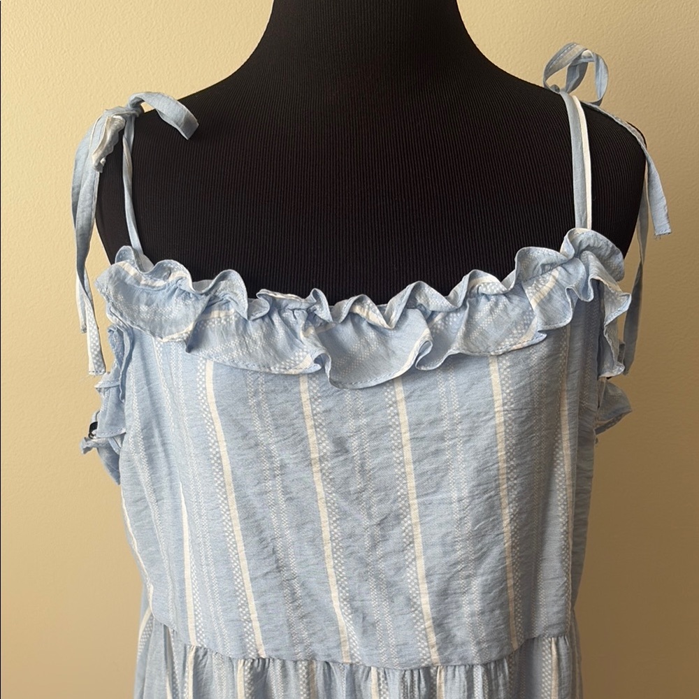 New with tags! BCBG Paris, Tie Strap Dress - Picture 3 of 17